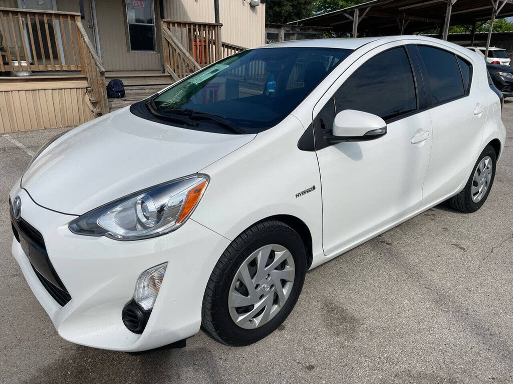 2015 Toyota Prius c Two