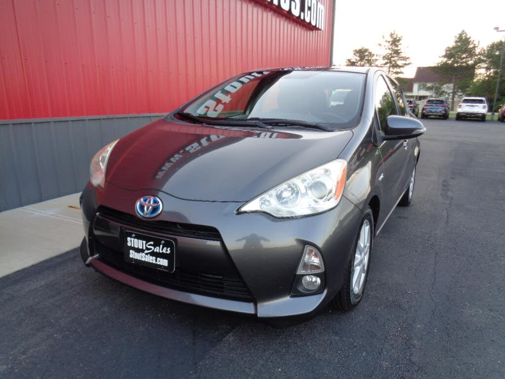 2013 Toyota Prius c One