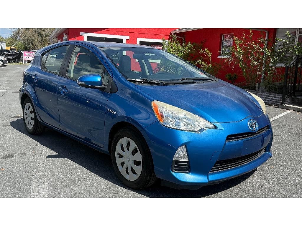 2014 Toyota Prius c Four