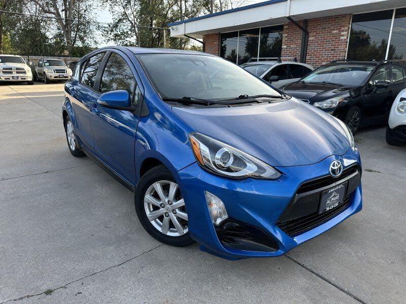 2017 Toyota Prius c Four