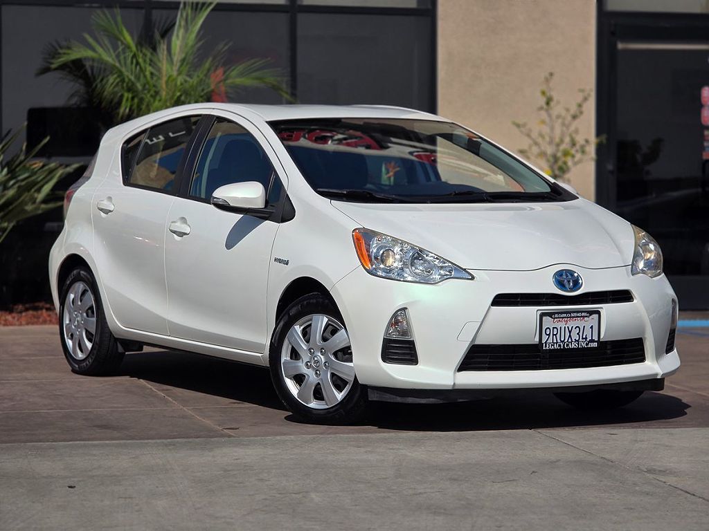 2014 Toyota Prius c Two