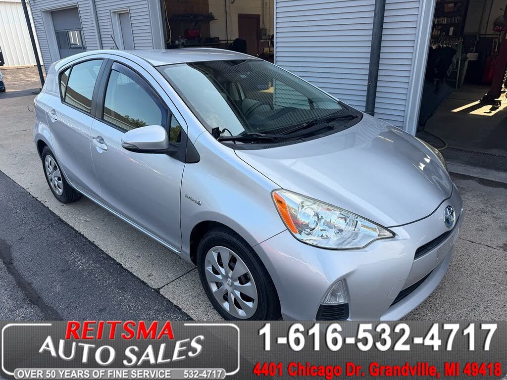 2014 Toyota Prius c Four