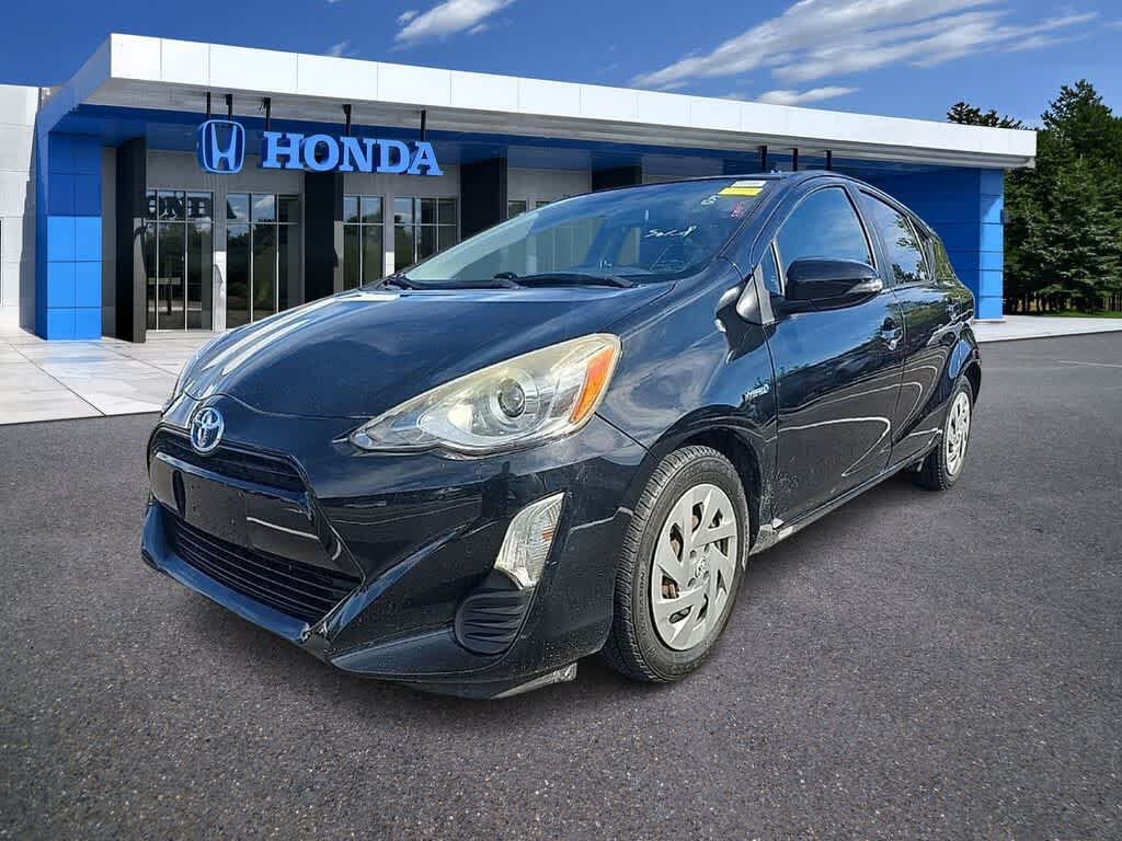 2016 Toyota Prius c Two