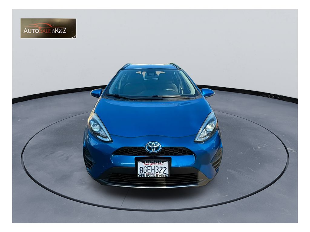2018 Toyota Prius c TWO