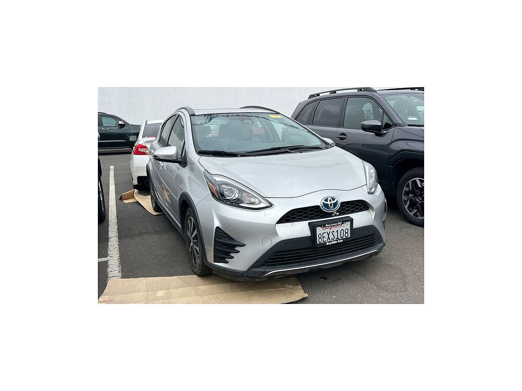2018 Toyota Prius c Three listing photo