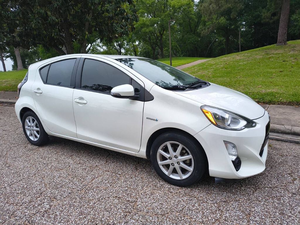 2015 Toyota Prius c Two