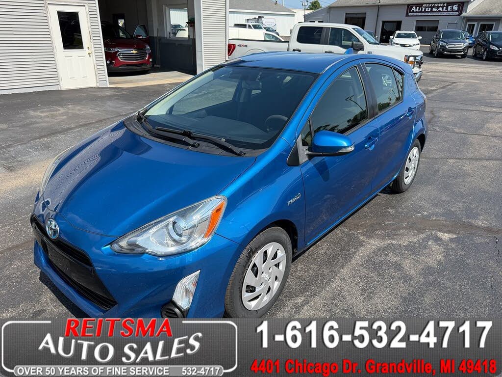 2015 Toyota Prius c Two