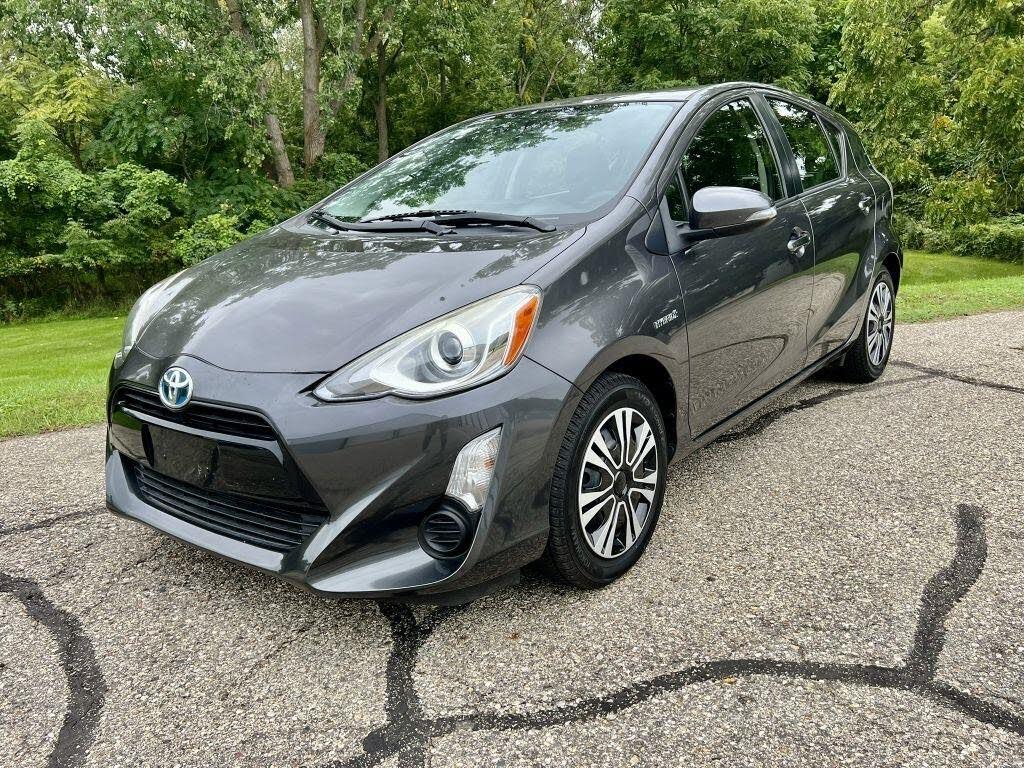 2015 Toyota Prius c Two