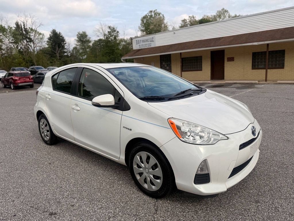 2013 Toyota Prius c Four