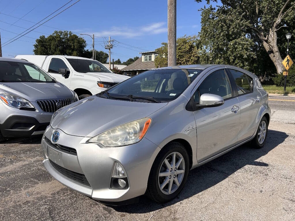 2013 Toyota Prius c One