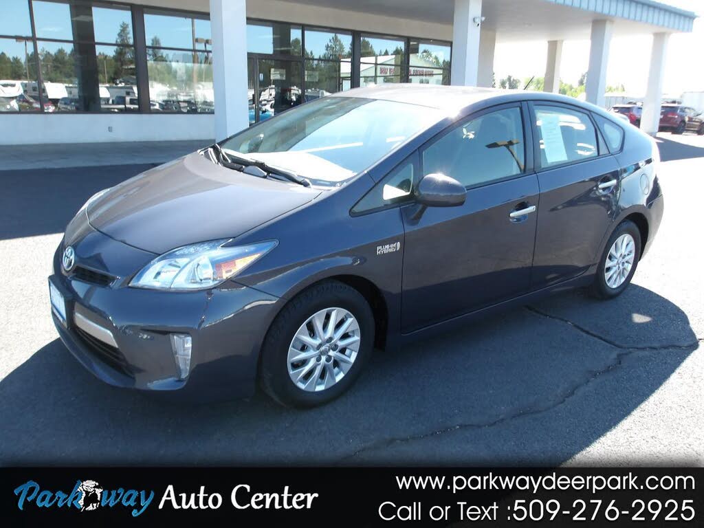 2012 Toyota Prius Plug-in Hybrid Advanced