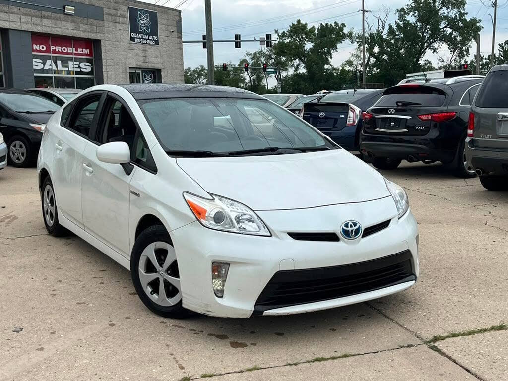 2014 Toyota Prius Five