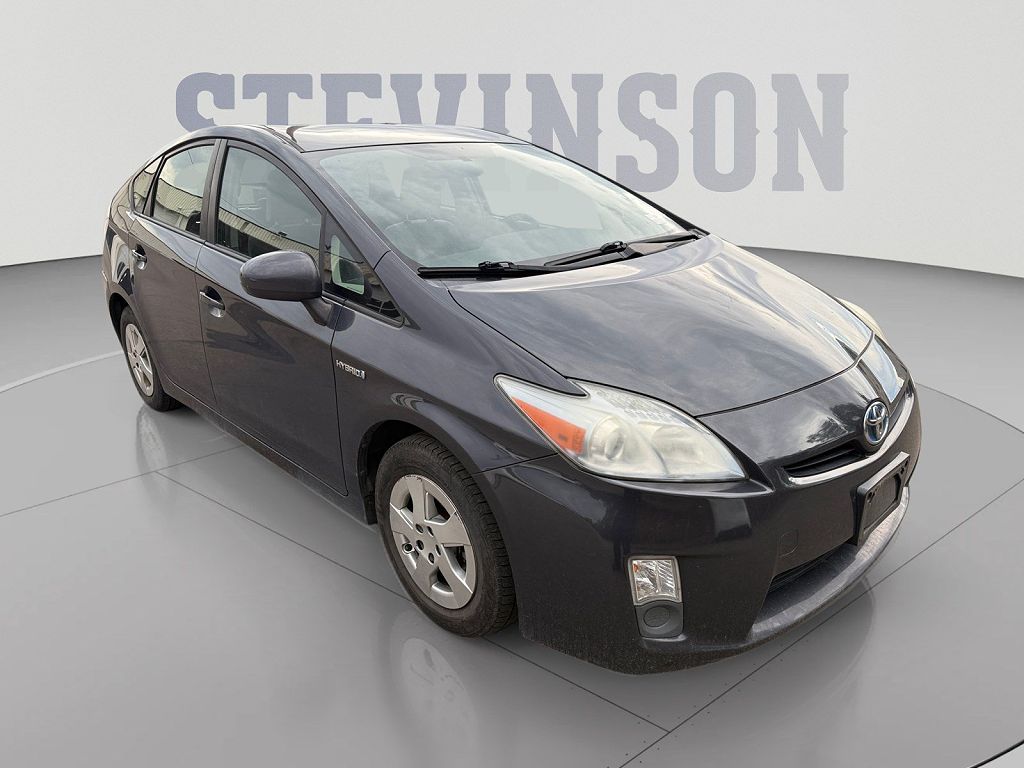 2010 Toyota Prius III