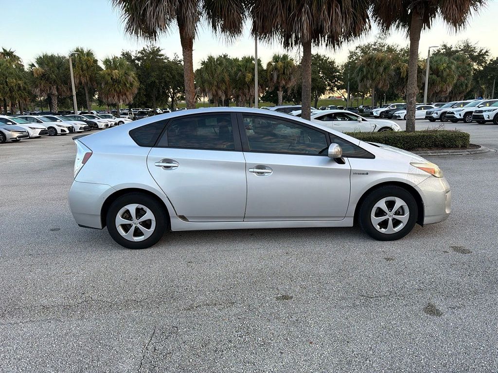2013 Toyota Prius Three