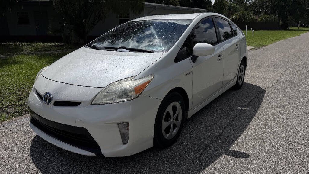 2014 Toyota Prius Five