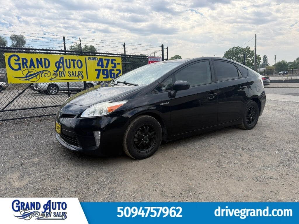 2014 Toyota Prius Five