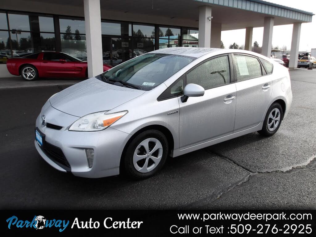 2015 Toyota Prius Three
