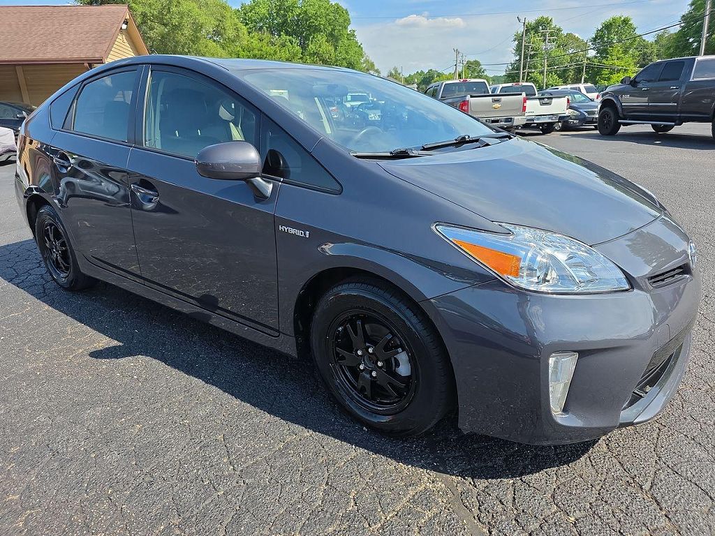 2014 Toyota Prius Two
