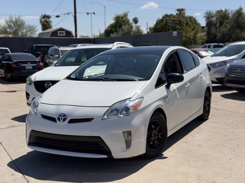 2014 Toyota Prius Five