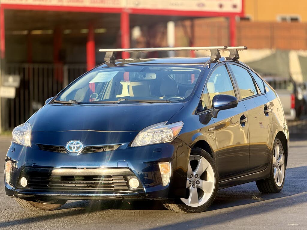 2015 Toyota Prius Five