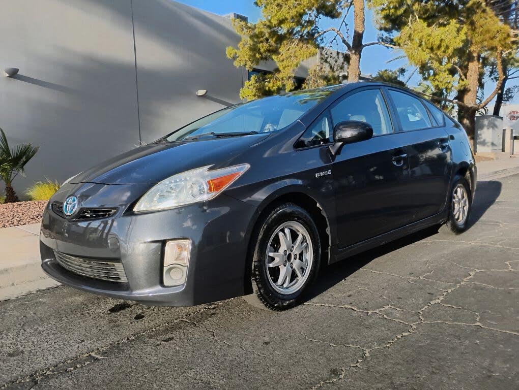 2010 Toyota Prius II