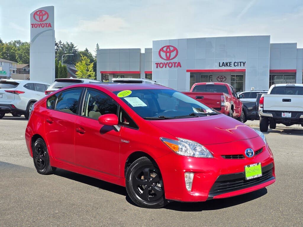 2014 Toyota Prius Three