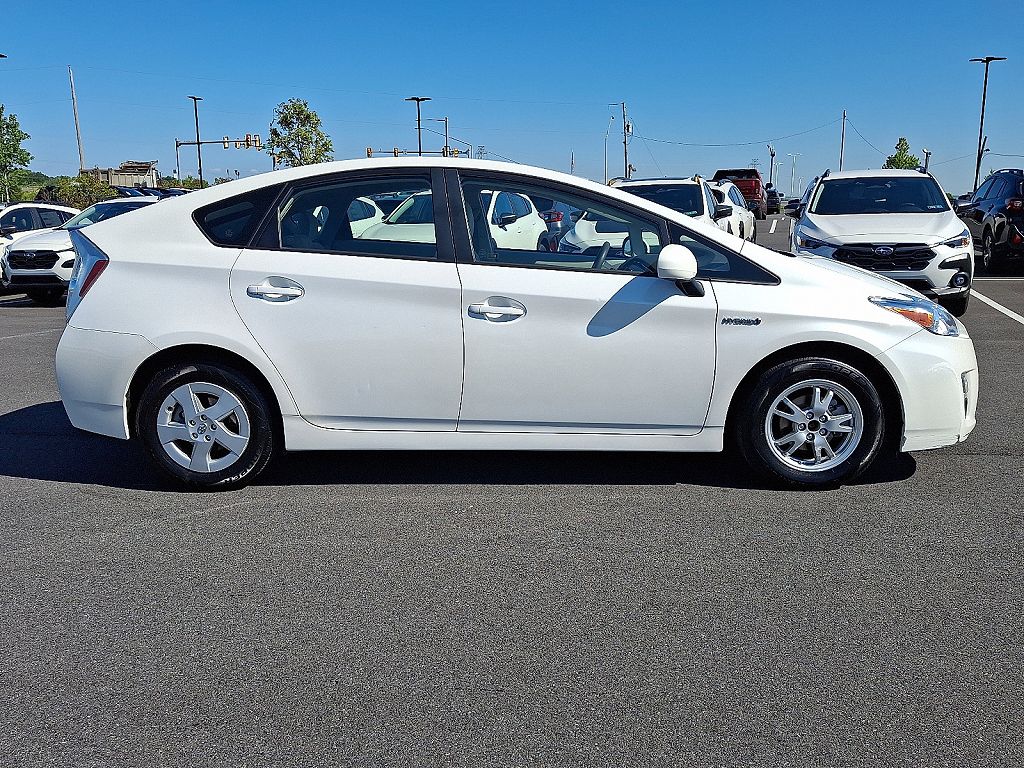2011 Toyota Prius Two