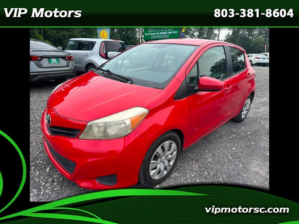 2014 Toyota Yaris LE