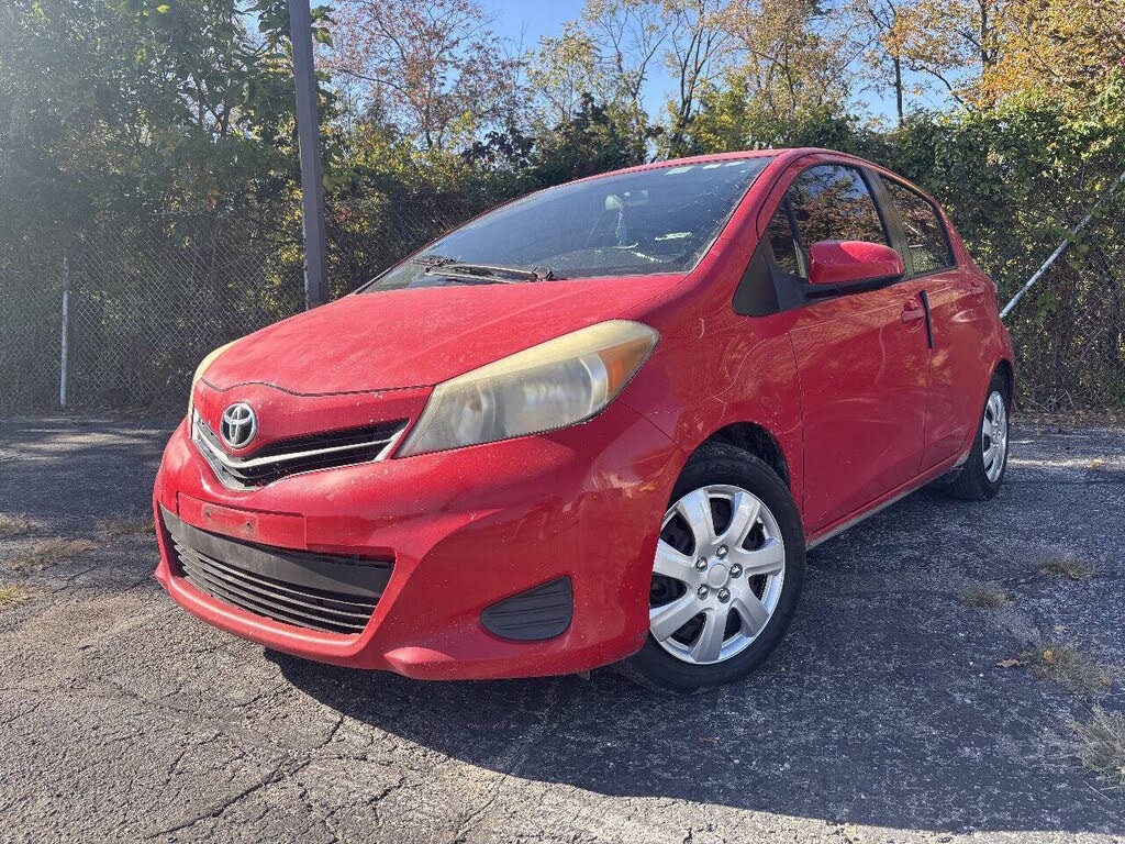 2012 Toyota Yaris L