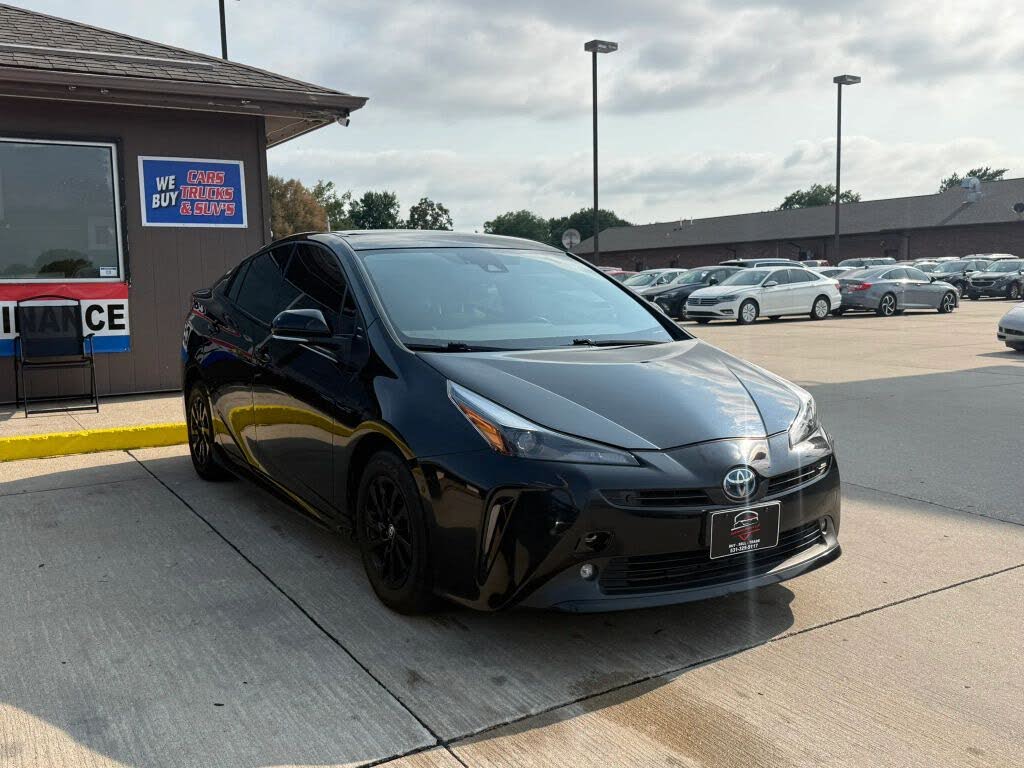 2022 Toyota Prius XLE AWD-e