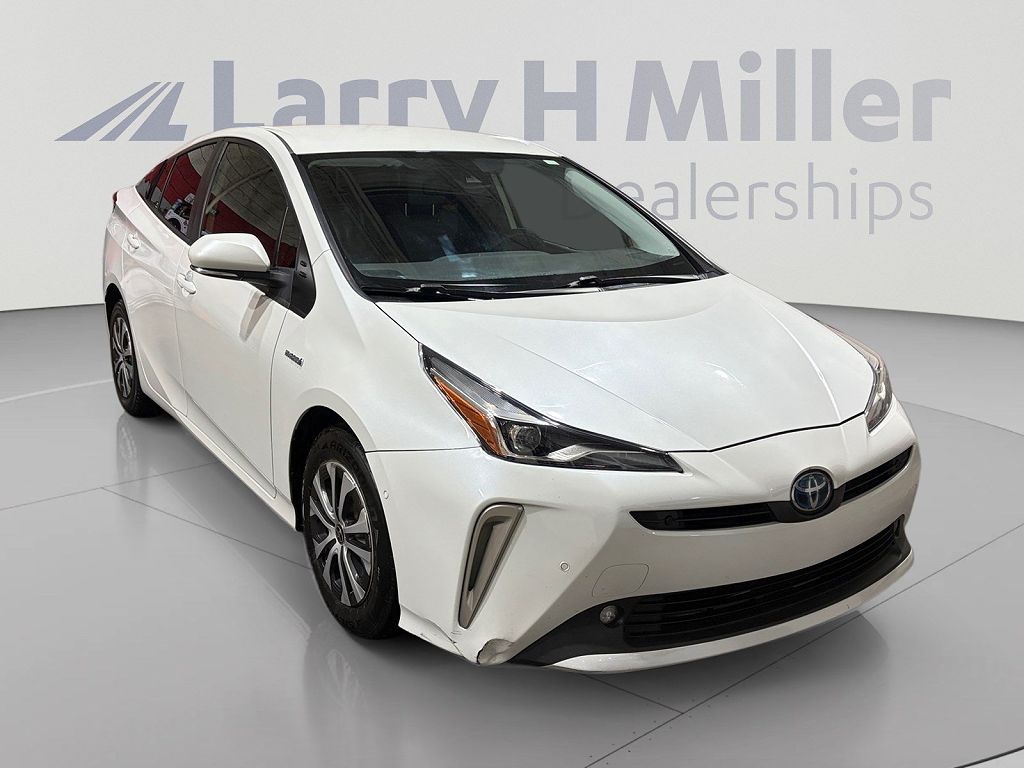 2022 Toyota Prius LE