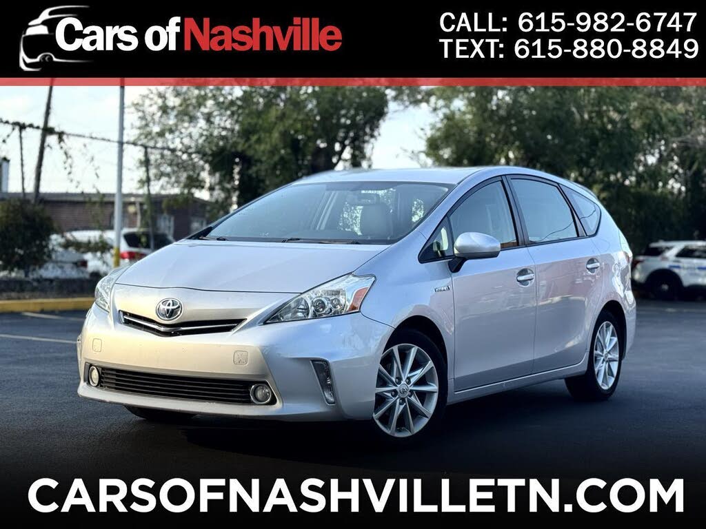 2014 Toyota Prius v Five