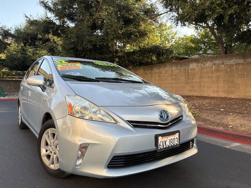 2012 Toyota Prius v Three