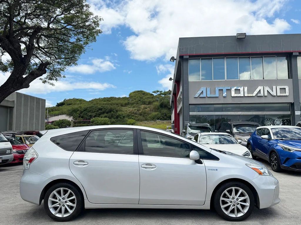 2012 Toyota Prius v Three