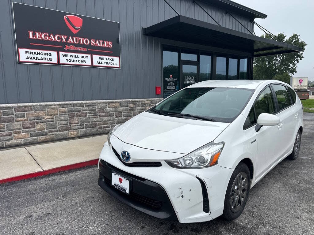 2017 Toyota Prius v Two