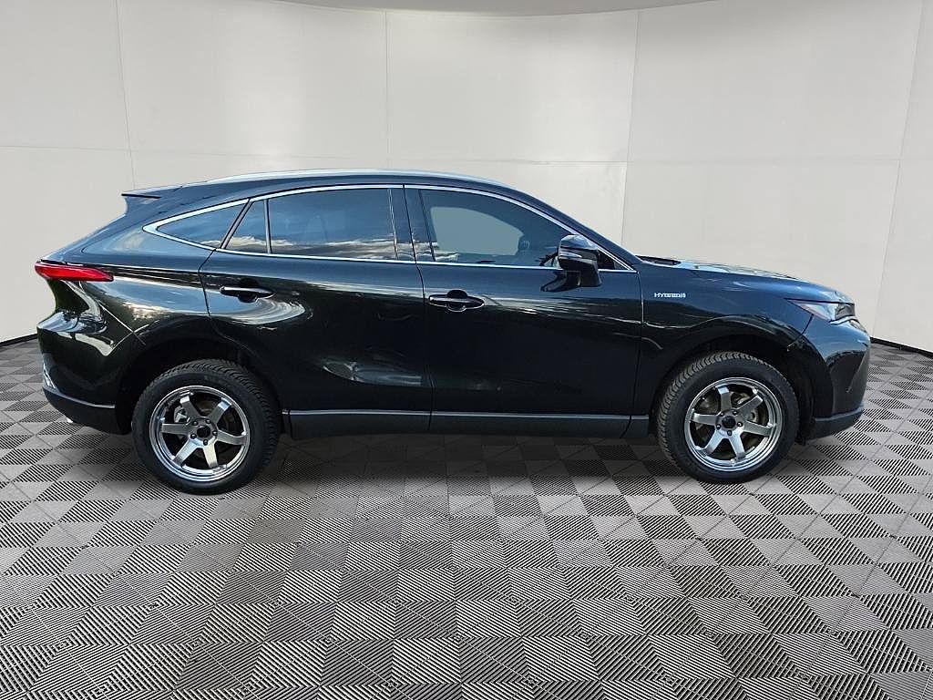 2021 Toyota Venza XLE
