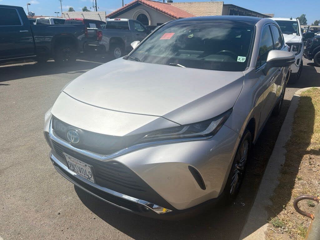 2022 Toyota Venza LE