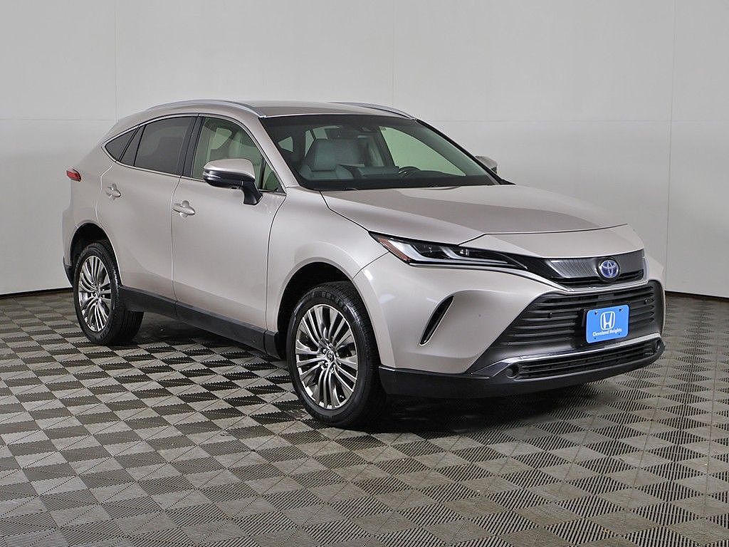 2022 Toyota Venza LE