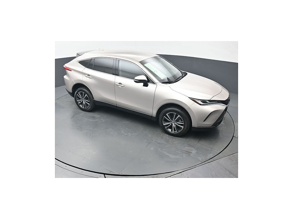 2024 Toyota Venza LE