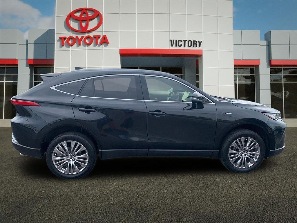 2021 Toyota Venza LE