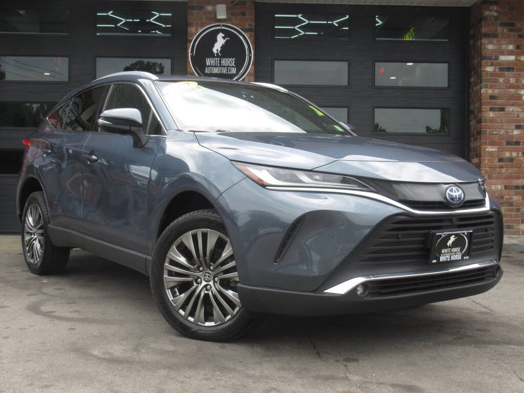 2022 Toyota Venza LE