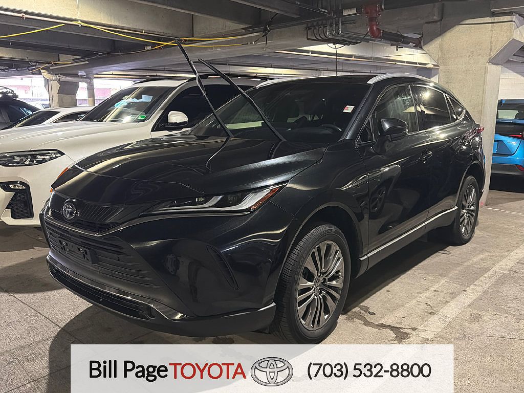 2022 Toyota Venza XLE