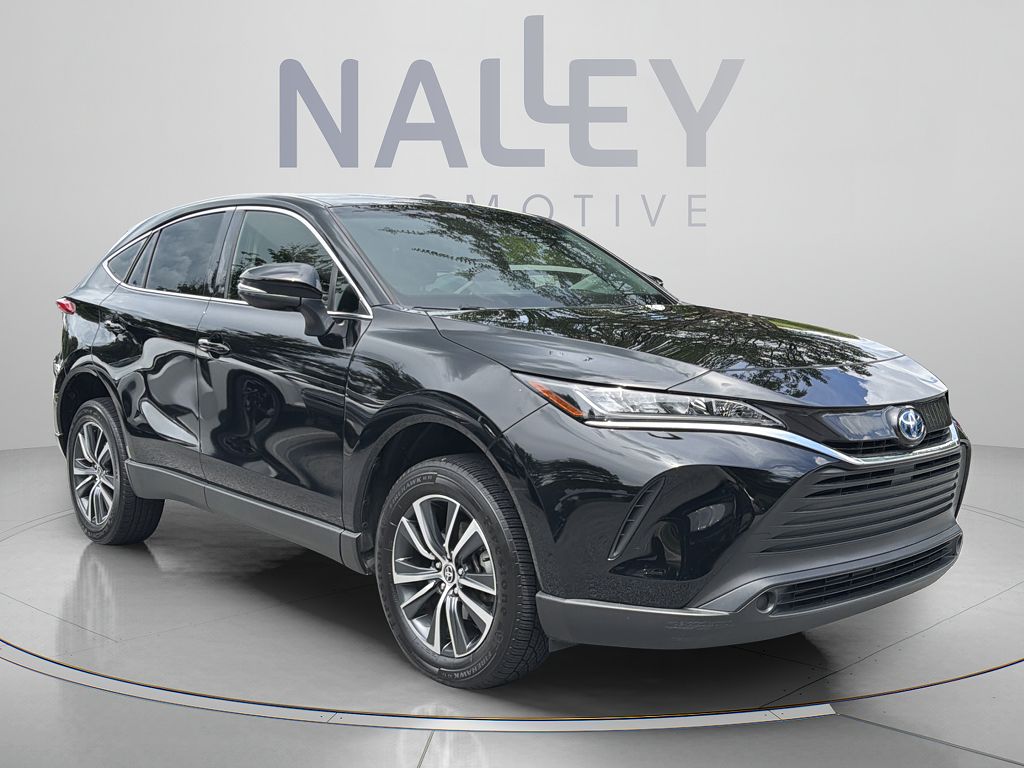 2022 Toyota Venza LE