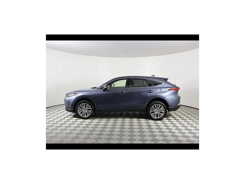 2021 Toyota Venza LE