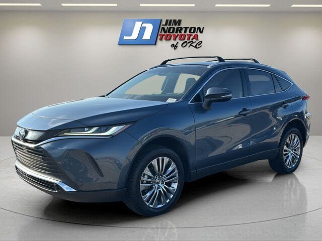 2022 Toyota Venza XLE