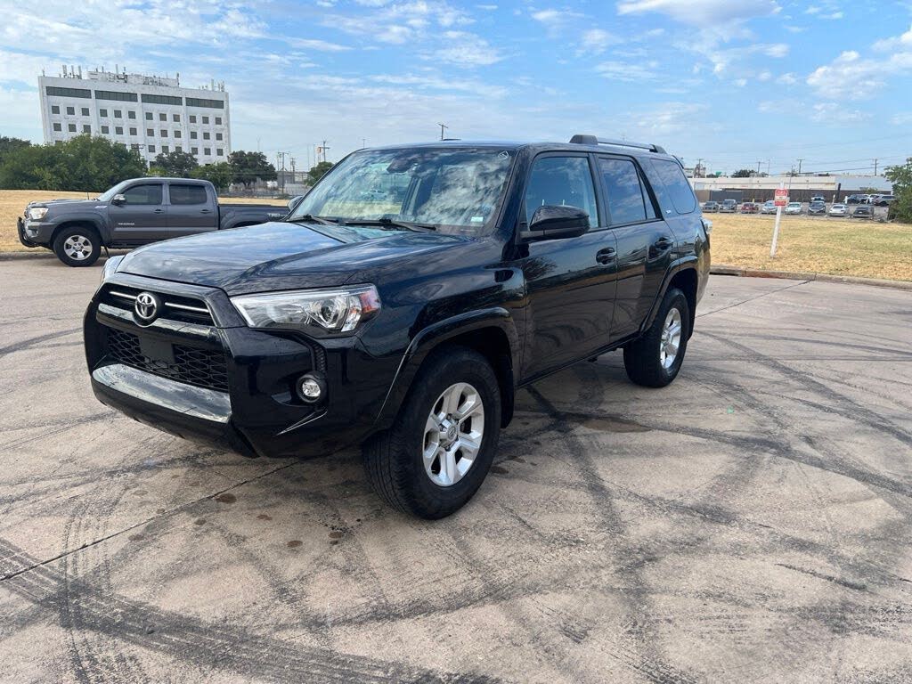 2024 Toyota 4Runner SR5