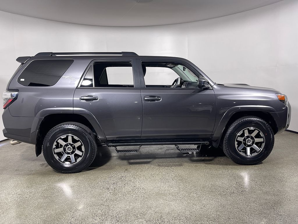 2022 Toyota 4Runner TRD Off Road