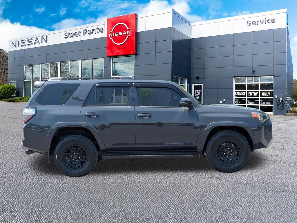 2024 Toyota 4Runner TRD OFF-ROAD Premium