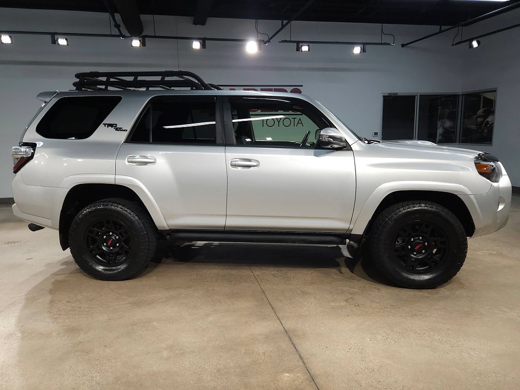 2022 Toyota 4Runner TRD OFF-ROAD Premium