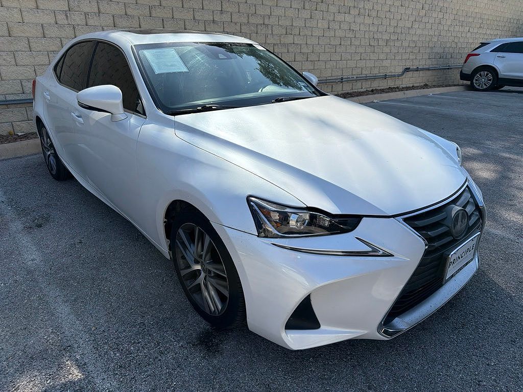 2020 LEXUS IS 300